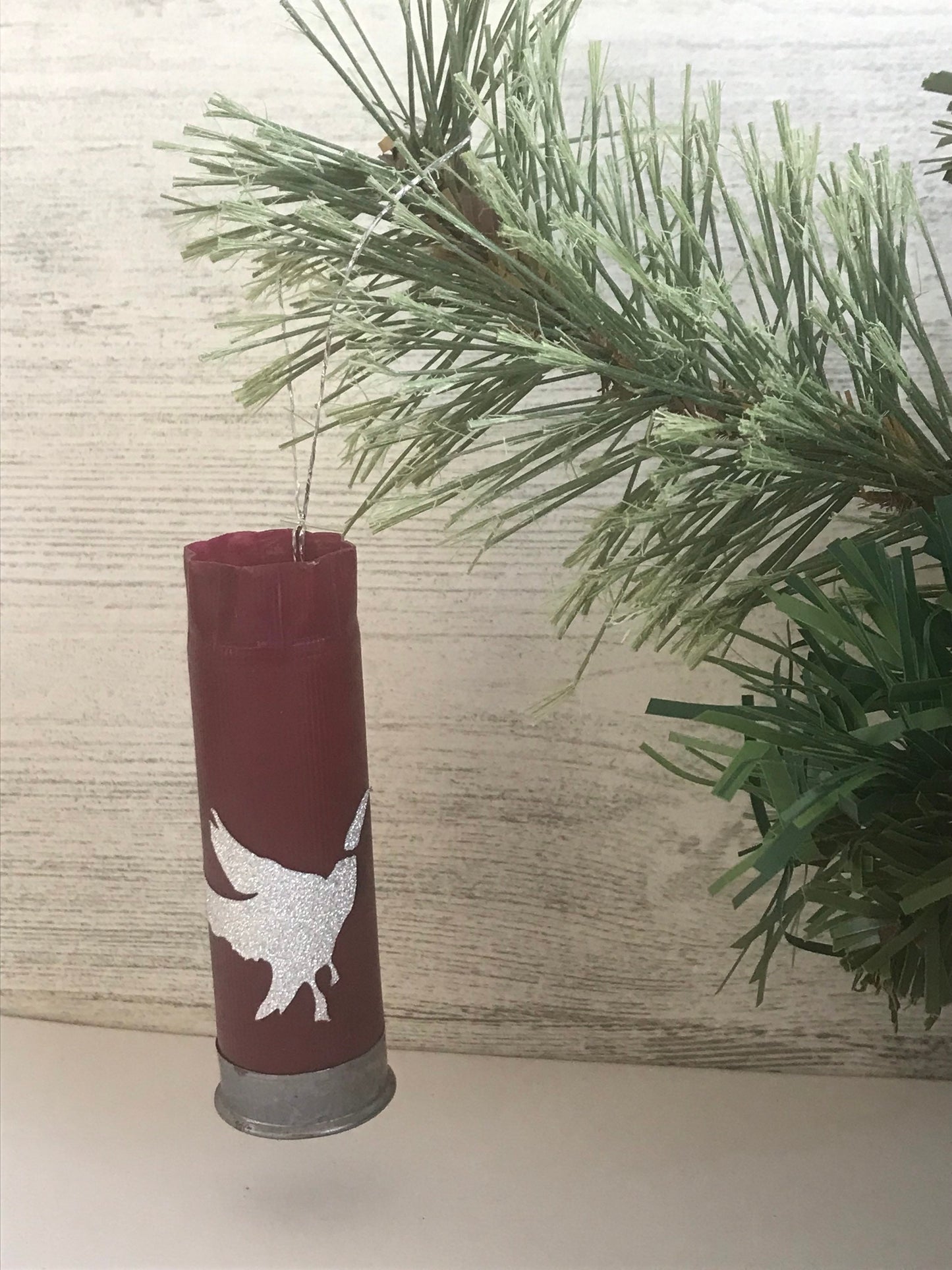 Shotgun shell with wildlife